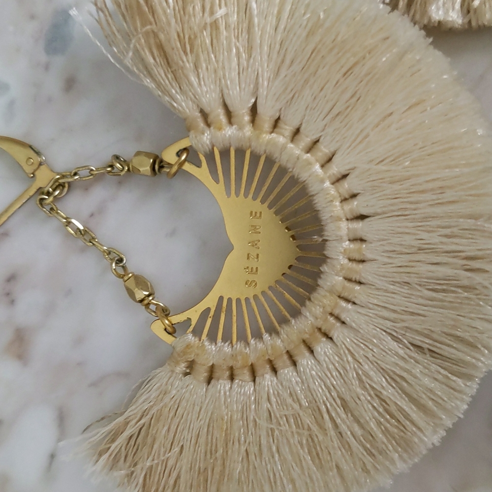 SOLD!!!! Sezane Louise Earrings - Picture 6 of 6